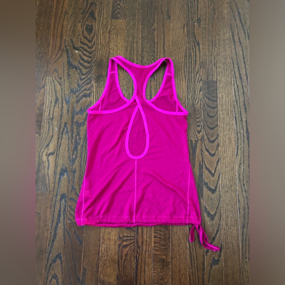 The North Face Women’s S Magenta Mesh Racerback Tank w/Drawstring Waistband - Picture 9 of 11